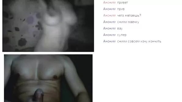 Kaunis seks porno 2020 õpilane stradled vibraatori korgiga.