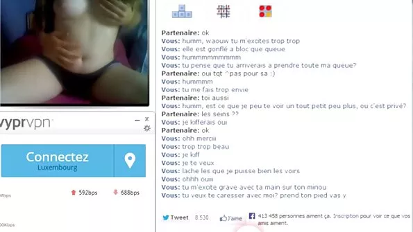 Alasti seksimasin keppib alasti õpilast kiisus. analni seks video