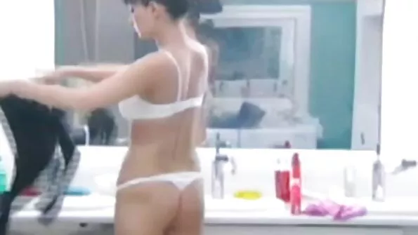 Ilus tüdruksõber läks tüübi juurde video sex animal dan manusia seksima.