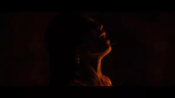 Kurvikas kasuema saab porno sek 18 perses noor munn tema isa voodis.