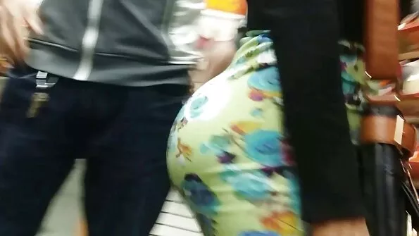 Silikoonist emme aitas kasutütre maitsvalt seks doktor video keppima.