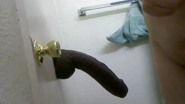 Tüdruk õlis lisab dildo porn9 sex oma kiisu sisse.