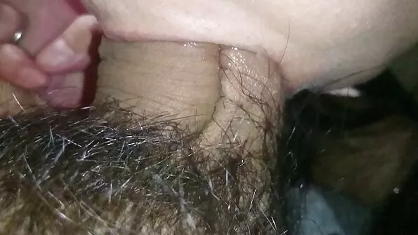 Kutt surus käe ülierutatud naise kiisu erotika seks vidyo sisse.