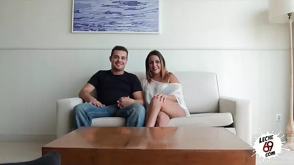 Koju jõudes antakse ta gamze özcelik sex videosu mehele korgiga lõpetada.