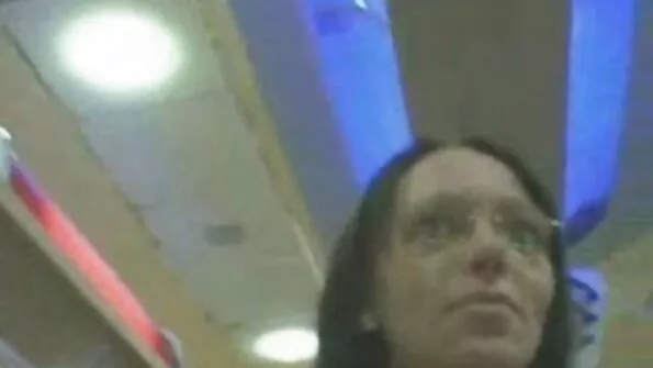 Kergelt hull lesbi fucks immobiliseeritud sõbranna. seks porno wideo