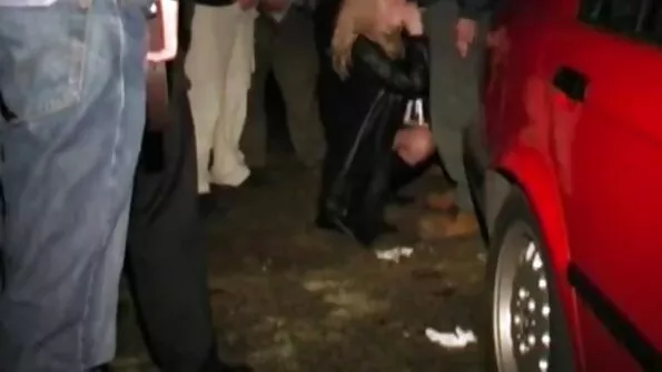 Kompleksideta tüdruk perses sõbraga gratis seks porno kaamera ees.
