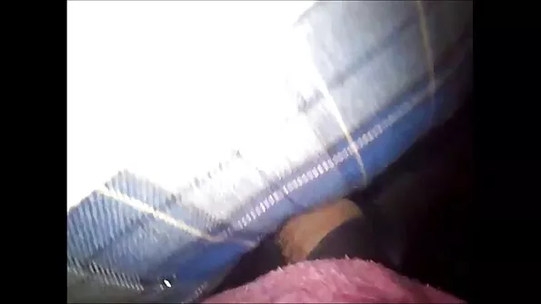 Aeglaselt, kuid kindlalt seks romantik video perses rinnakas naaber.